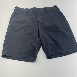 PGA Golf‎ Shorts Men’s Size 36 Performance Chino Gray Pinstriped Dark Gray